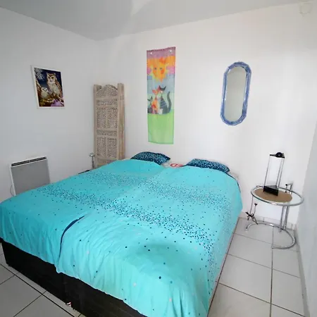 2m O4 023 - 372la Apartment Saint-Raphael (Var)