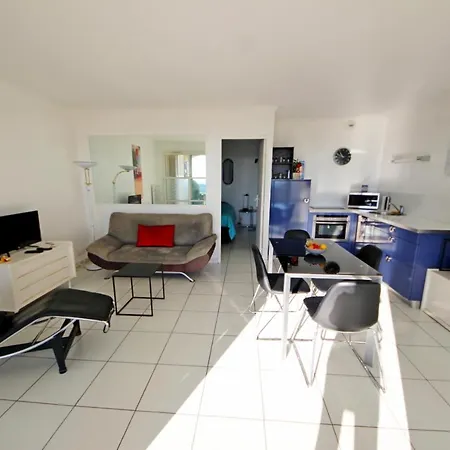 Apartment 2m O4 023 - 372la Saint-Raphael (Var)